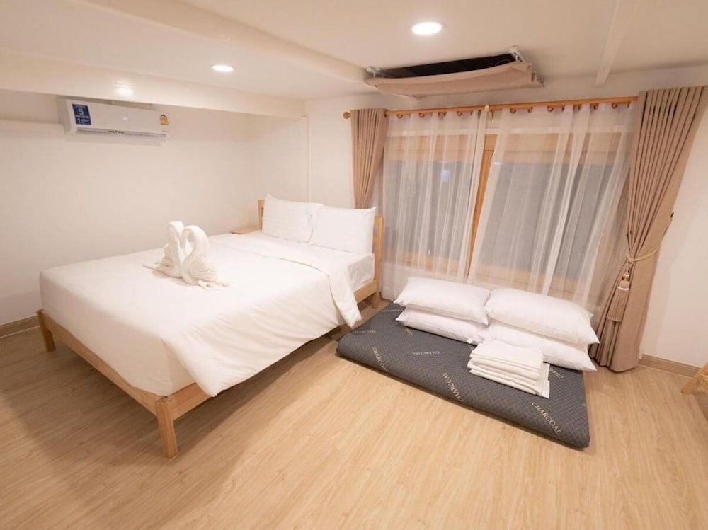 RIM HuaHin Villa By RoomQuest