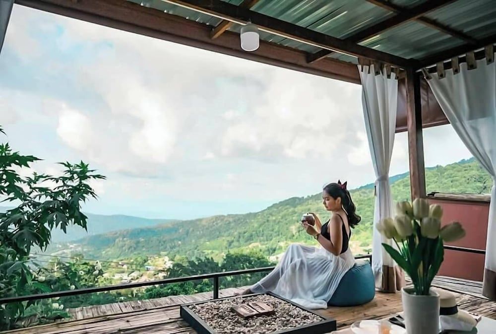 NJ Homestay Deluxe House, Air conditioning, Hill View 4