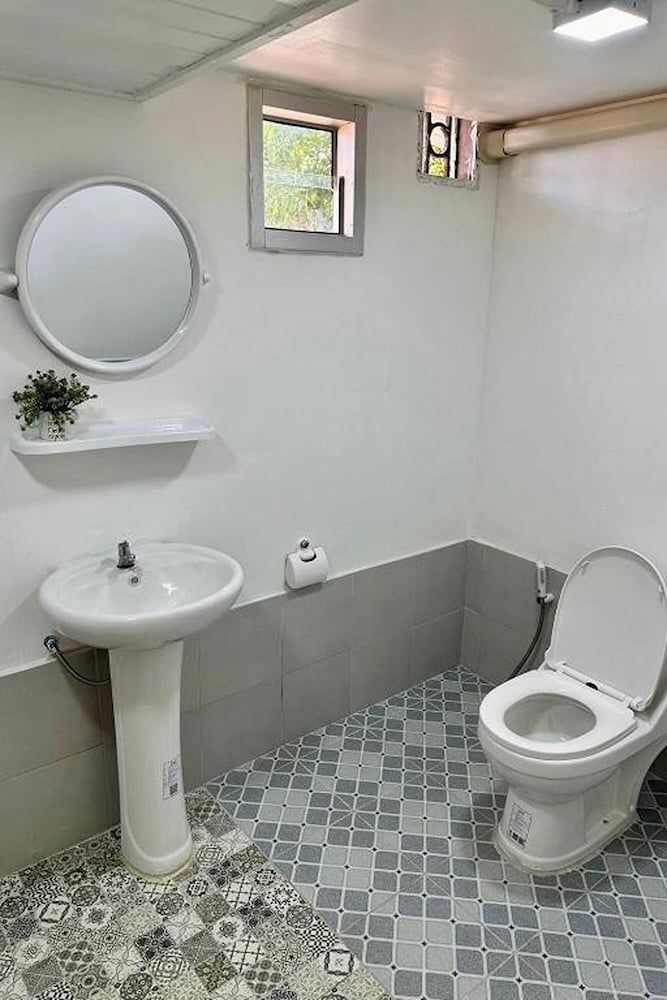 Peang Tara Cafe & Resort Family Room 7