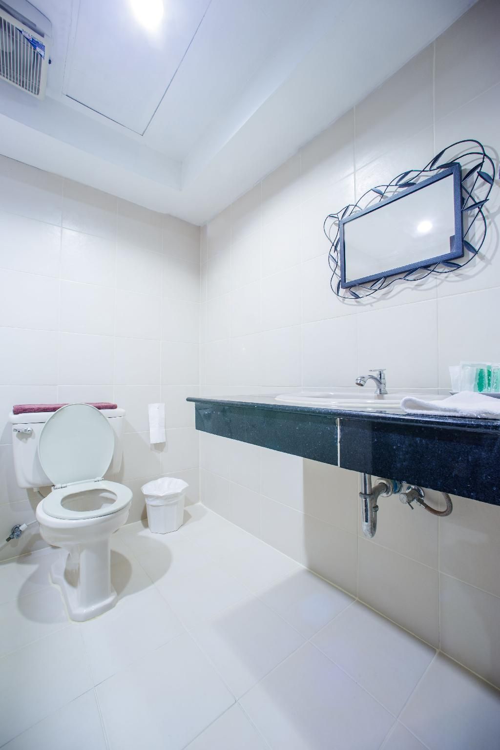 Rattanaview Hotel Budget Rooms 3