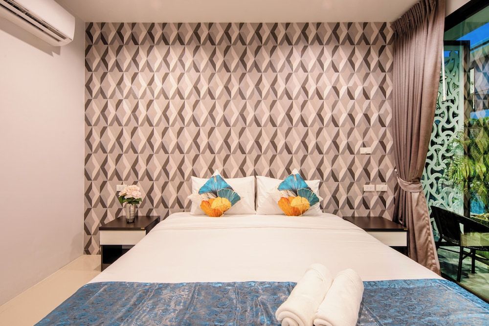 Chanakarn Pool Access Rawai Superior Double or Twin Room, Pool View 4