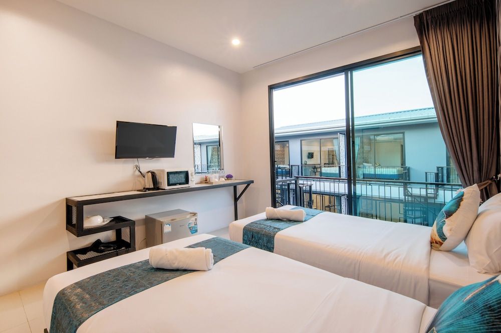 Chanakarn Pool Access Rawai Superior Double or Twin Room, Pool View