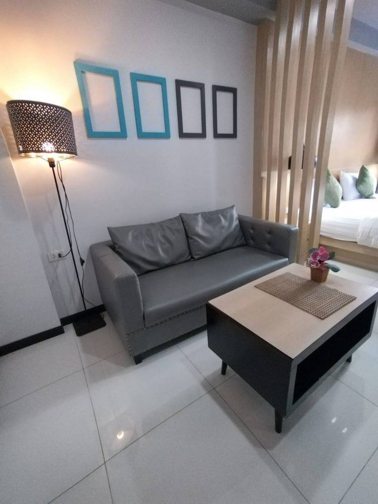 Baan Bangkok 97 Hotel Deluxe Twin Room 12