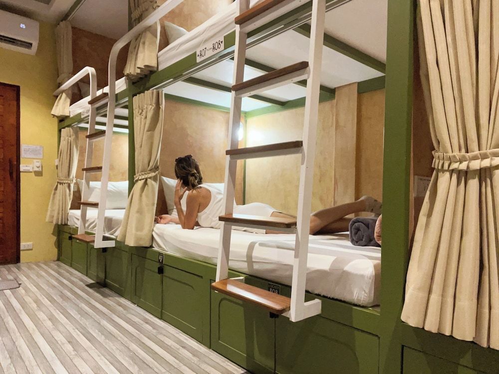 The Sierra Hostel Phuket Economy Shared Dormitory, Mixed Dorm, Non Smoking 4