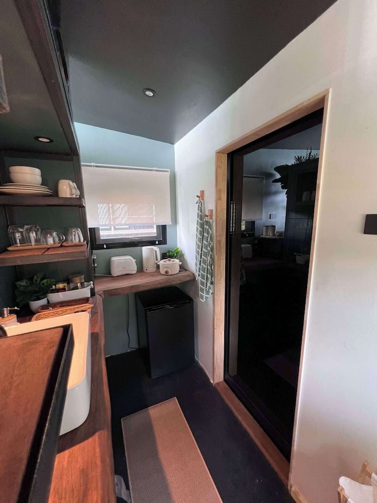 Padel Lodge Koh Chang Deluxe Bungalow, Sea View 26