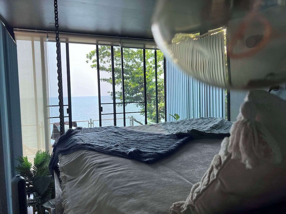 Padel Lodge Koh Chang Deluxe Bungalow, Sea View 22