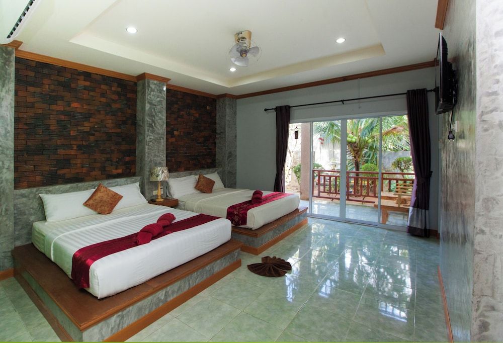 Family Bungalow, Garden View
