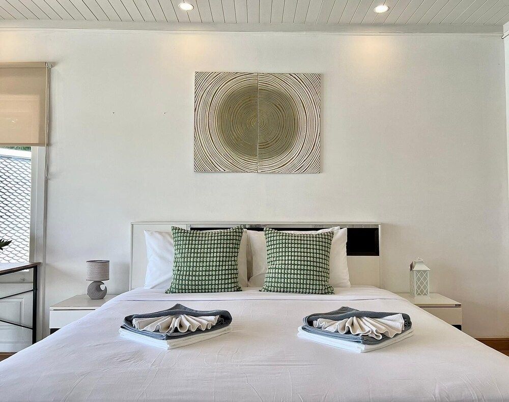 Moonlight Panorama Ocean Villas by RESAVA Panoramic Villa, 3 Bedrooms, Non Smoking, Kitchen 9