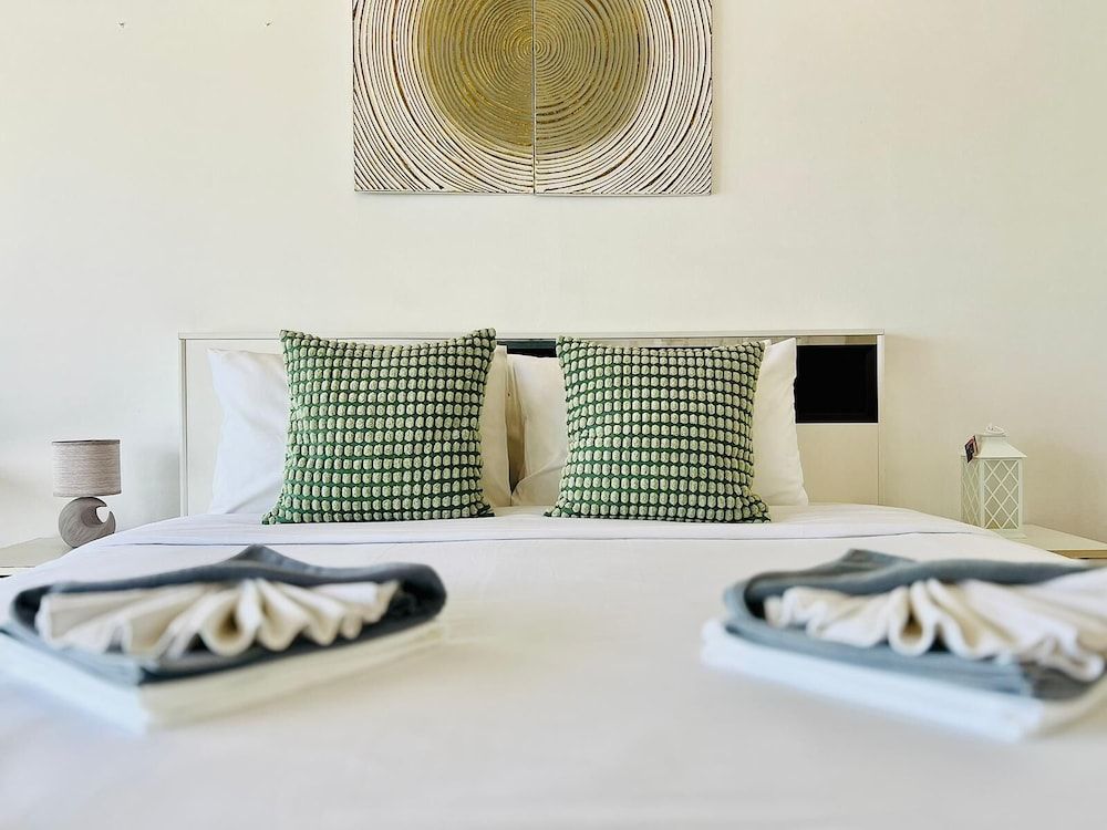 Moonlight Panorama Ocean Villas by RESAVA Panoramic Villa, 3 Bedrooms, Non Smoking, Kitchen 12