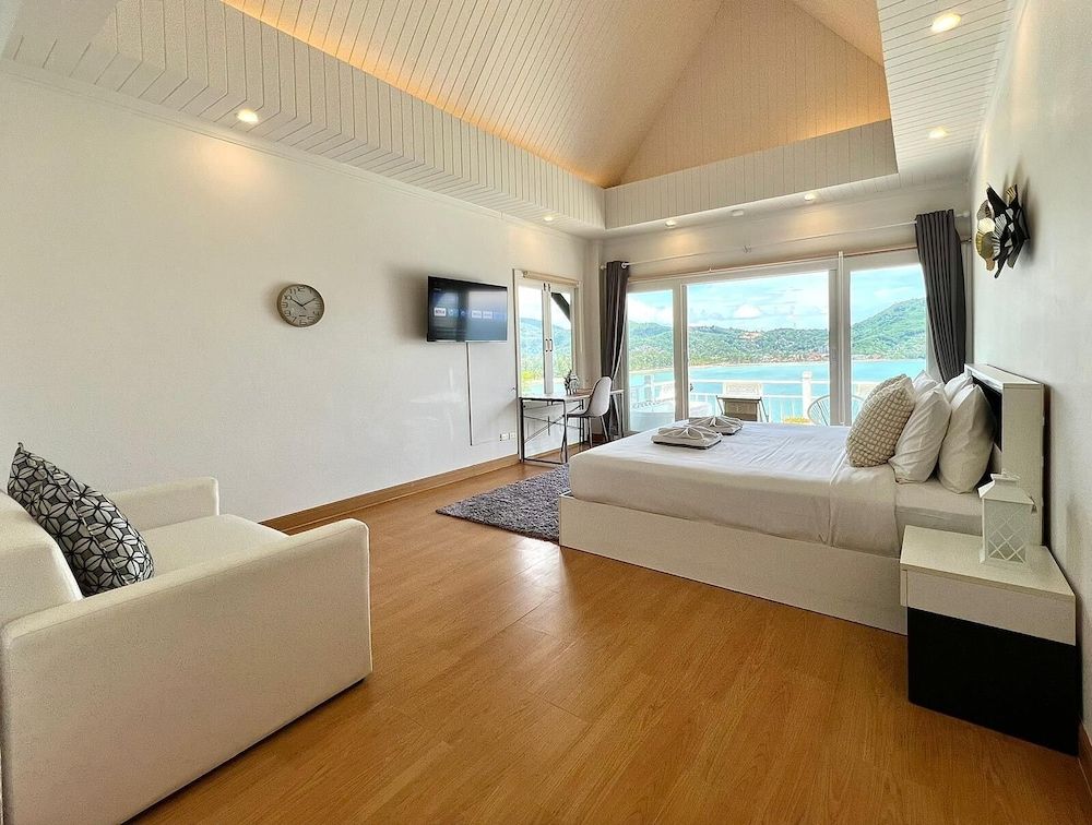 Moonlight Panorama Ocean Villas by RESAVA Panoramic Villa, 3 Bedrooms, Non Smoking, Kitchen