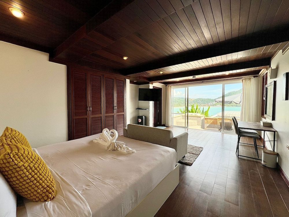 Moonlight Panorama Ocean Villas by RESAVA Panoramic Villa, 3 Bedrooms, Non Smoking, Kitchen 3