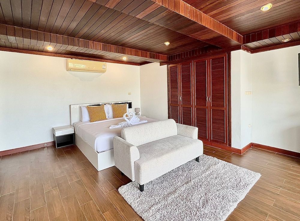 Moonlight Panorama Ocean Villas by RESAVA Panoramic Villa, 3 Bedrooms, Non Smoking, Kitchen 10