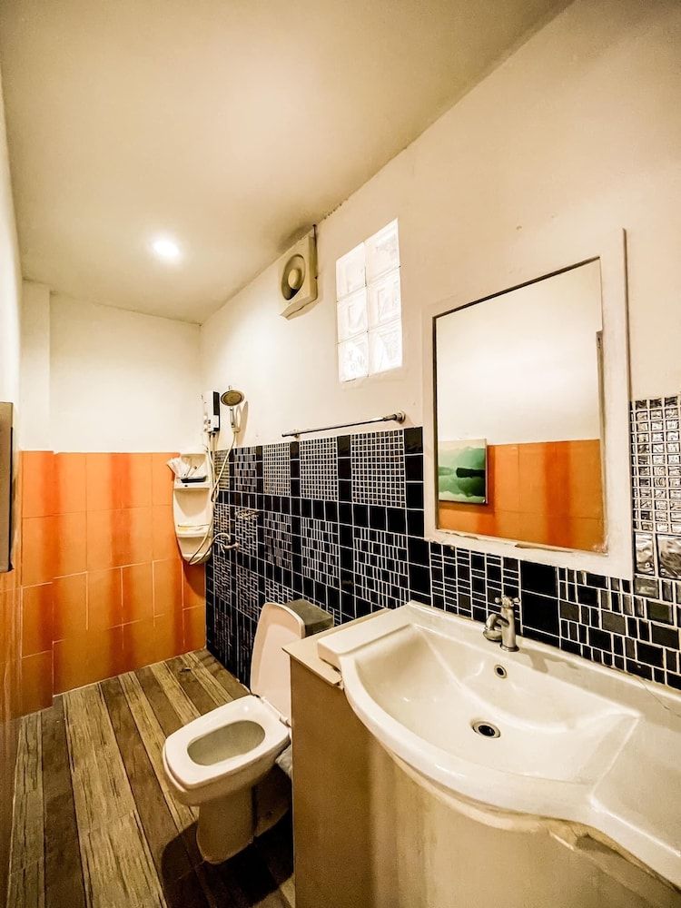 The Light House Resort - Kohlarn Room, 1 Bedroom, Balcony, Ground Floor 8