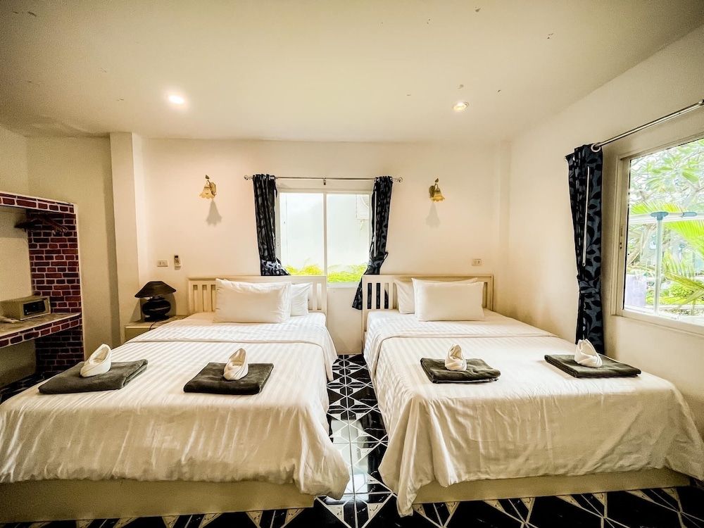 The Light House Resort - Kohlarn Room, 1 Bedroom, Balcony, Ground Floor 5