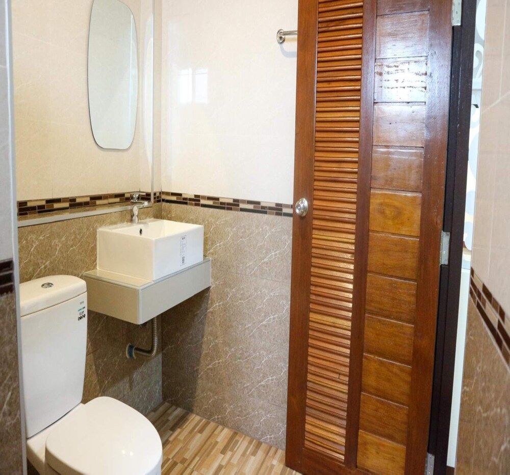 Capital O 75521 Sang Siri Apartment Superior Double Room 12