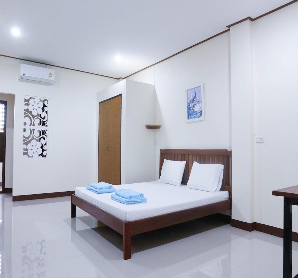 Capital O 75521 Sang Siri Apartment Superior Double Room 7
