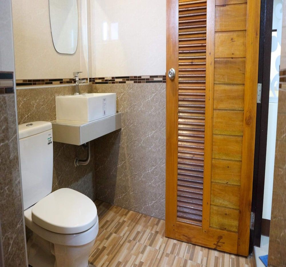 Capital O 75521 Sang Siri Apartment Superior Double Room 13