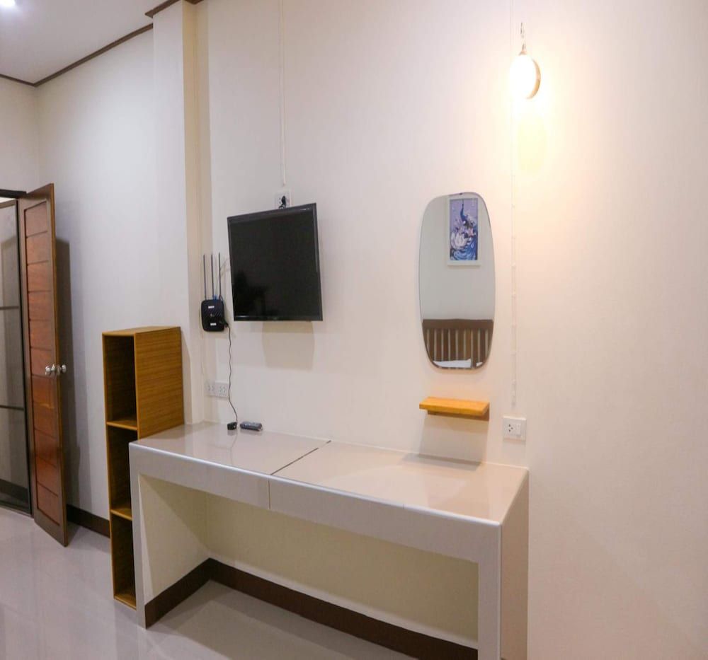 Capital O 75521 Sang Siri Apartment Superior Double Room 20