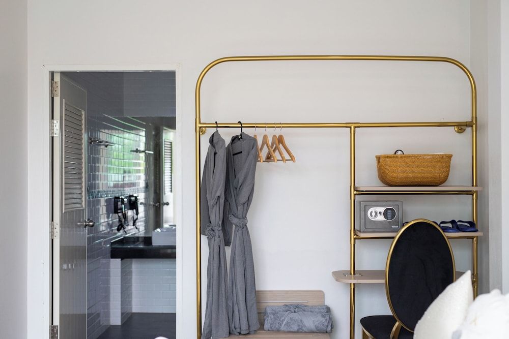 Nariya Bayfront Phuket Premium Villa, Beach View 36