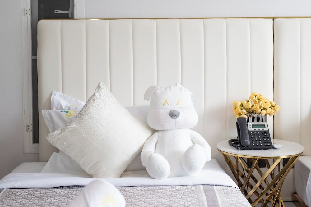 Nariya Bayfront Phuket Premium Villa, Beach View 11