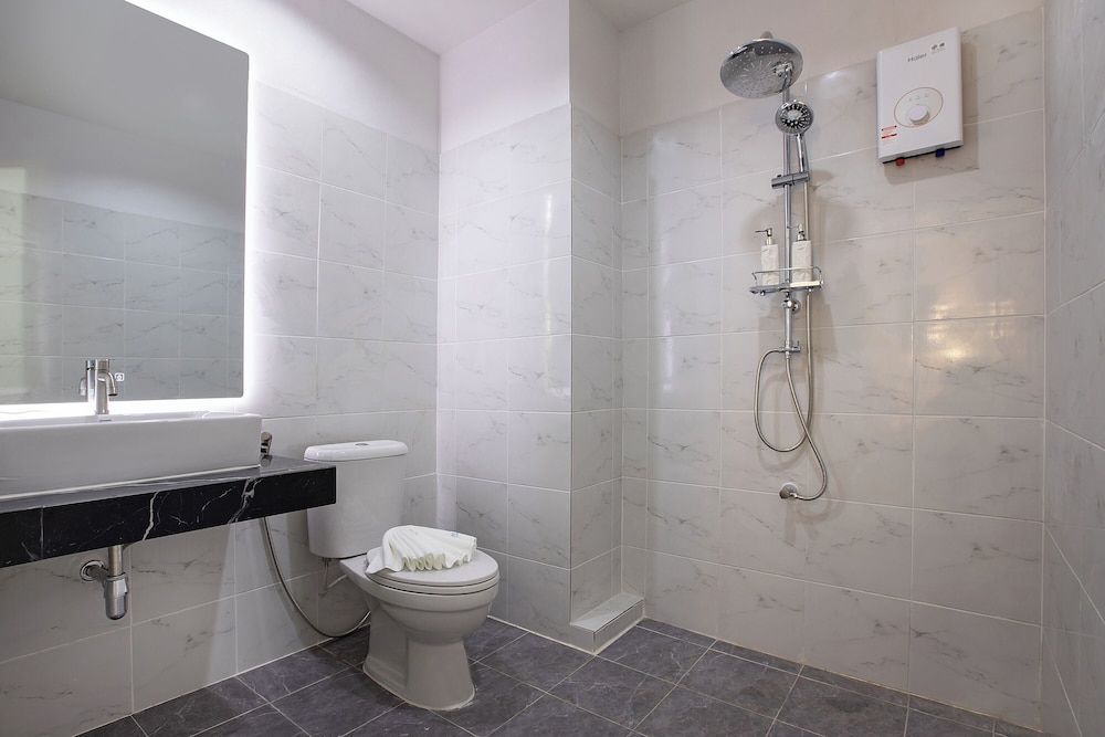 Nariya Bayfront Phuket Grand Villa, Garden View 6