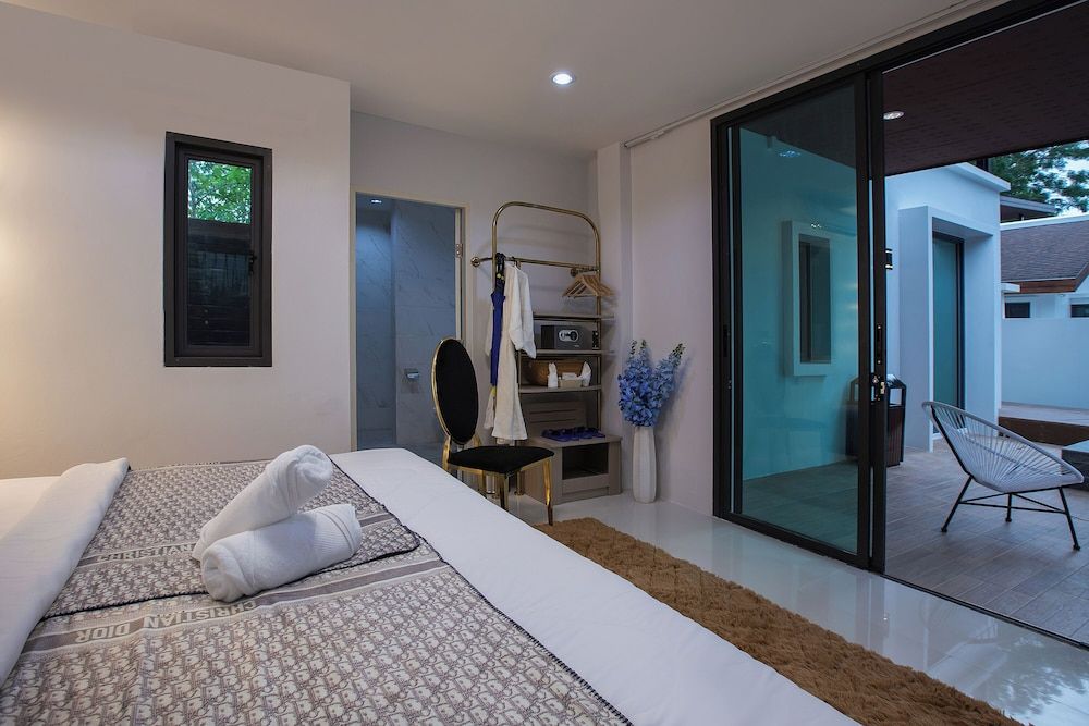 Nariya Bayfront Phuket Grand Villa, Garden View 9