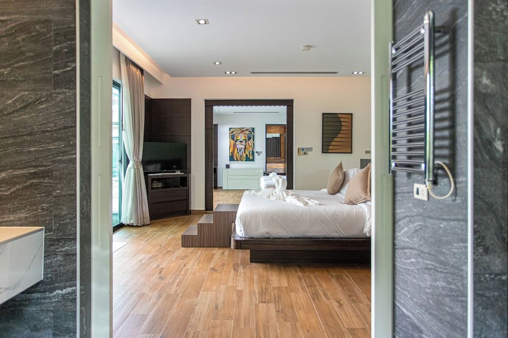 Tropical Haven 4 Bedroom Pool Villa Luxury Villa, Balcony, Garden View 29