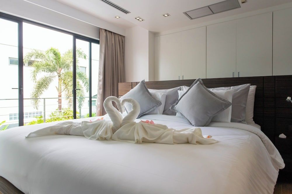 Tropical Haven 4 Bedroom Pool Villa Luxury Villa, Balcony, Garden View 7