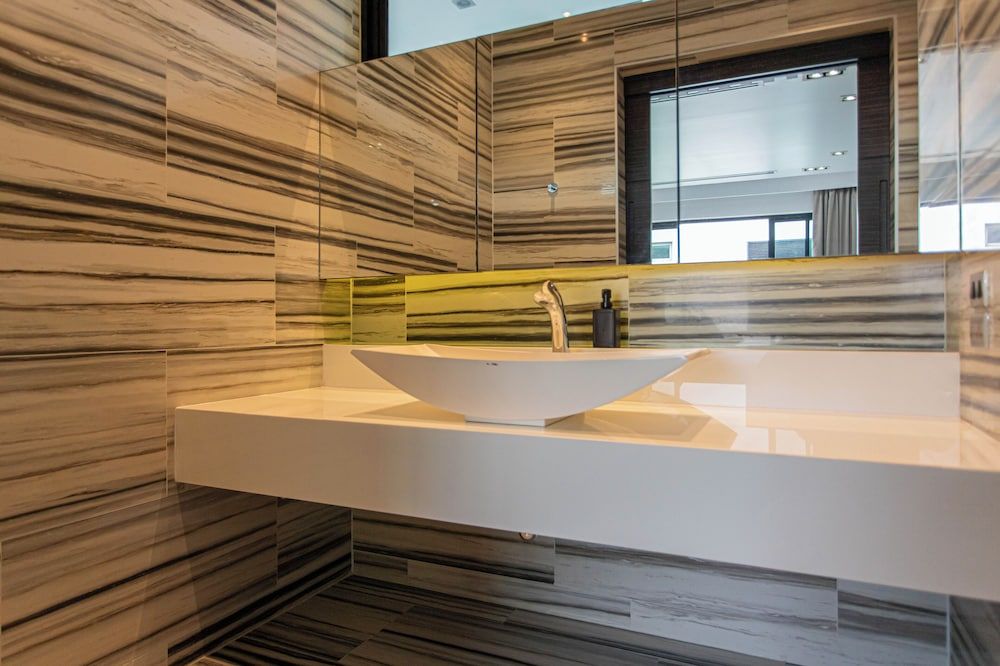 Tropical Haven 4 Bedroom Pool Villa Luxury Villa, Balcony, Garden View 20