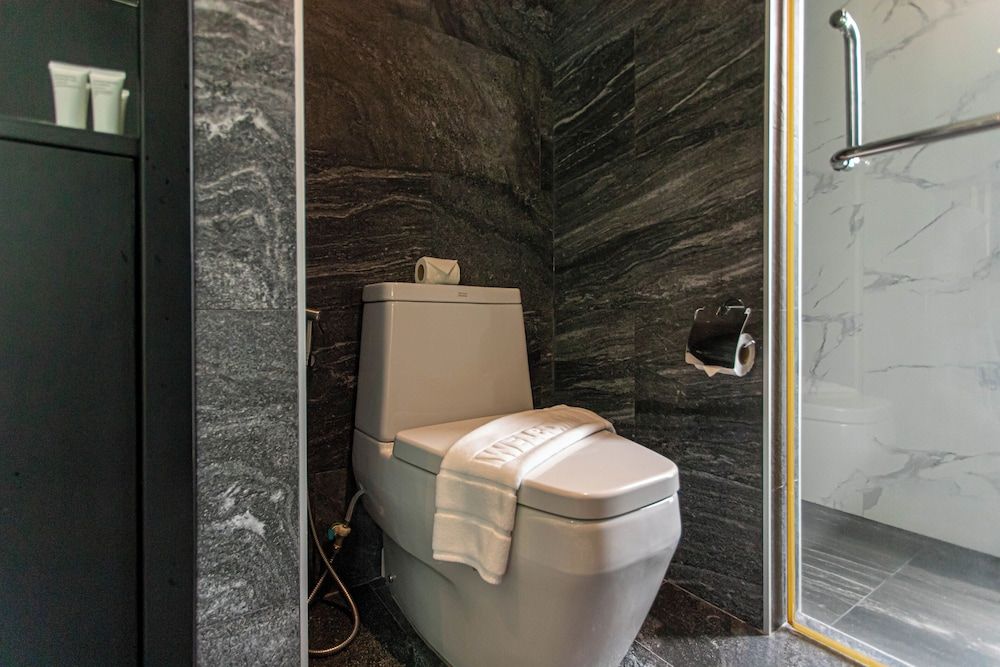 Tropical Haven 4 Bedroom Pool Villa Luxury Villa, Balcony, Garden View 23