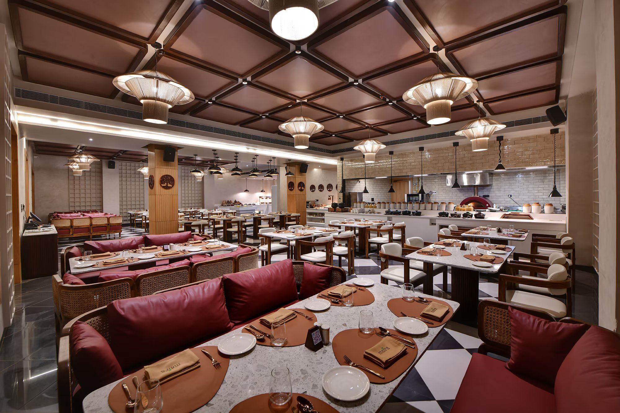 Food & Dining