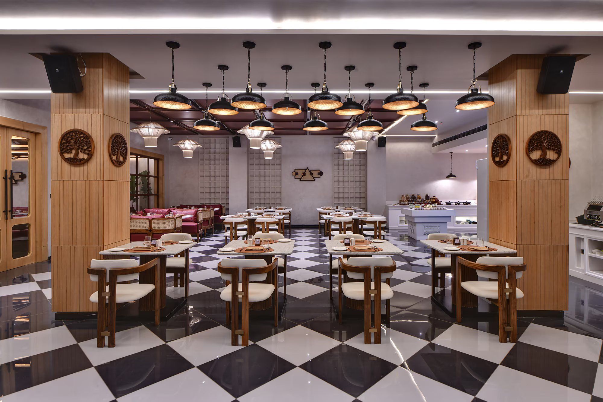 Food & Dining