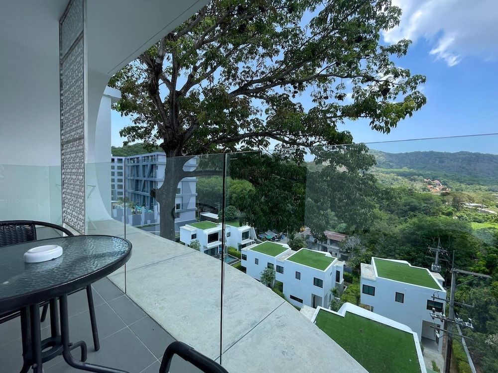 Comfort Apartment, Accessible, Mountain View (A606)