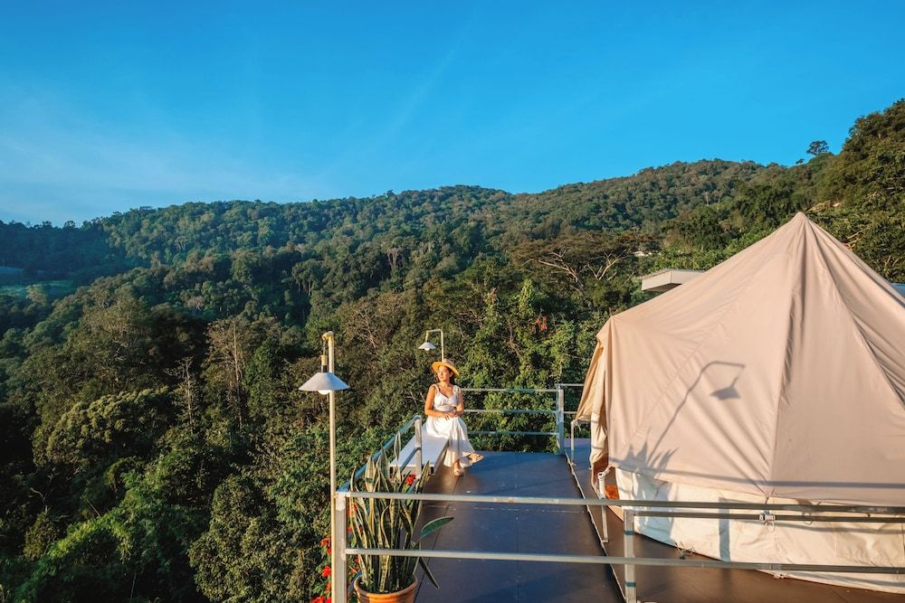 Happy Camp Phuchifa Basic Tent 12