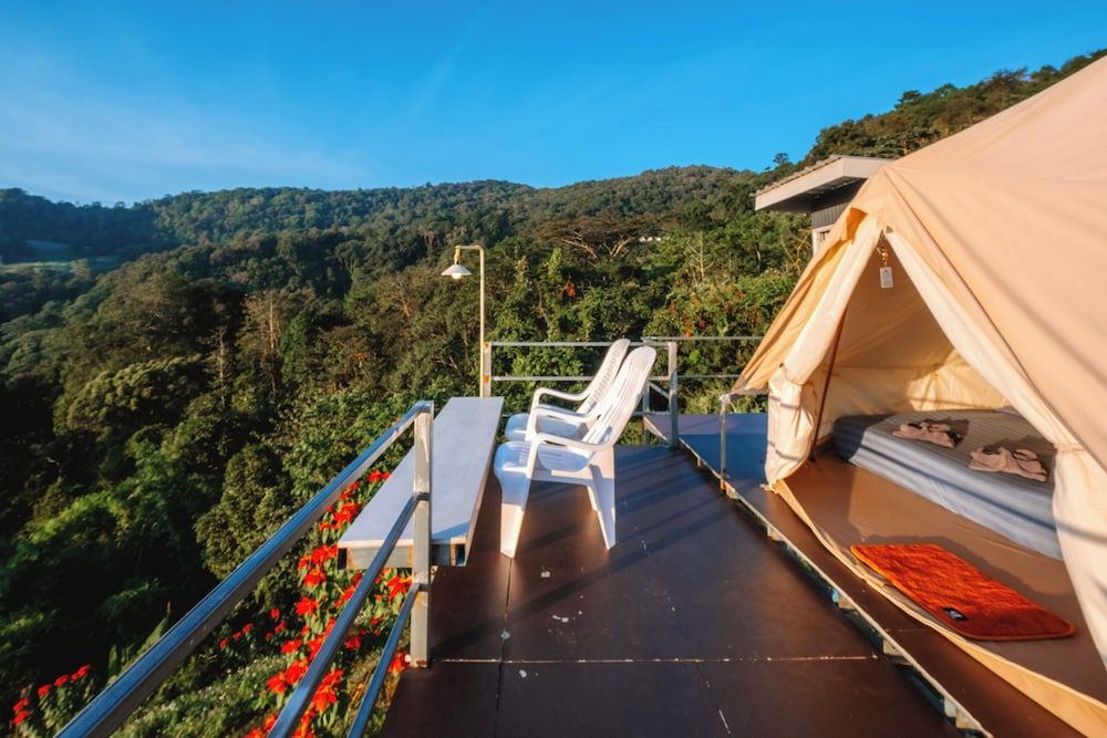 Happy Camp Phuchifa Basic Tent 11