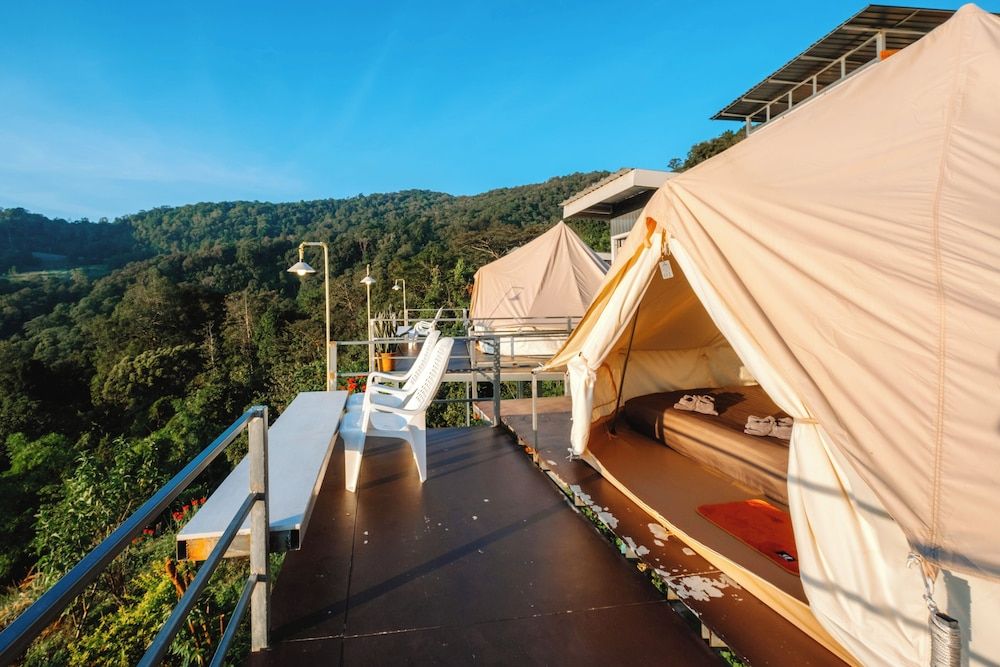 Happy Camp Phuchifa Basic Tent 10