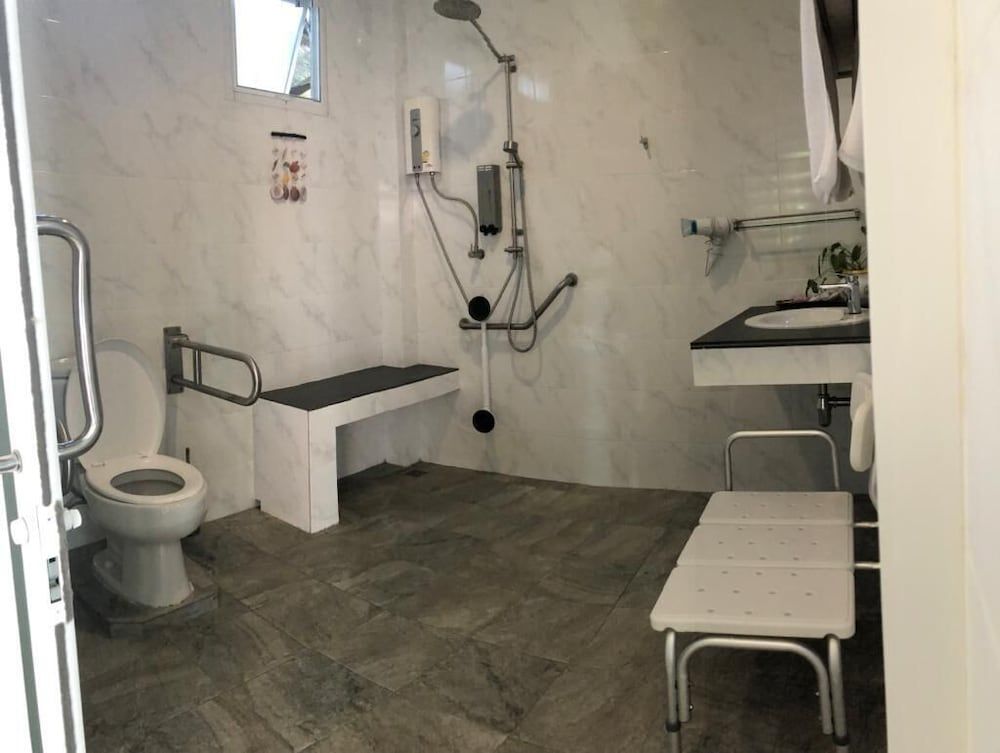 Chang Noi wheelchair accessible resort Studio Suite, Accessible 4