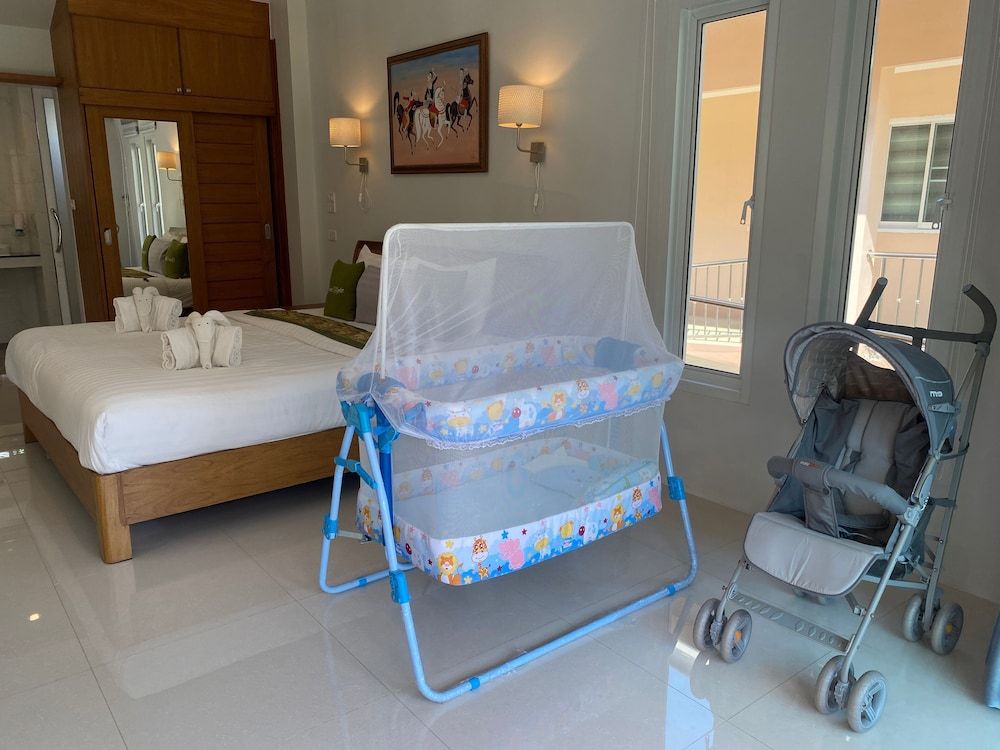 Chang Noi wheelchair accessible resort Studio Suite, Accessible 9