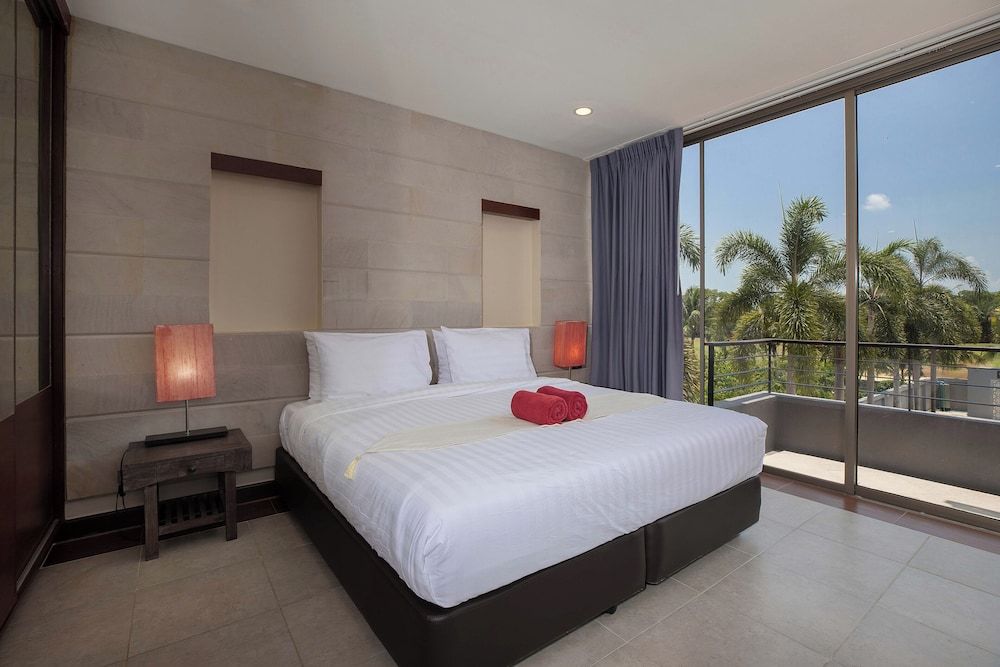 Modern 3BR Pool Access Villa Argent 6