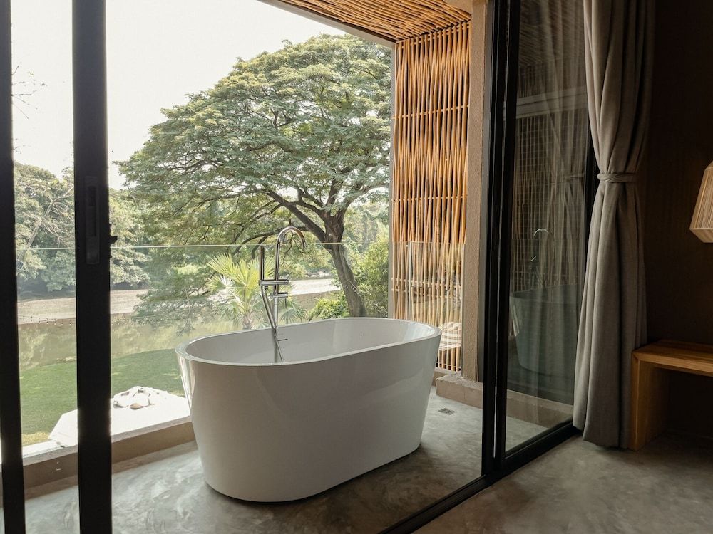 Historykan Kanchanaburi Hotel Deluxe Double Room, Non Smoking, River View 6