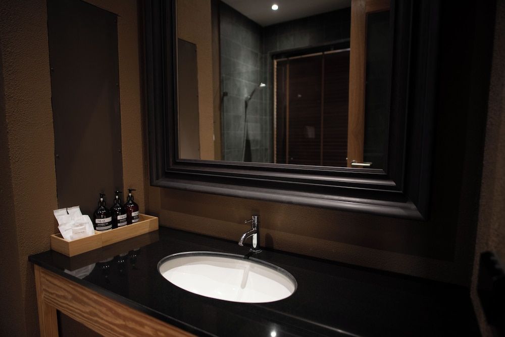 Historykan Kanchanaburi Hotel Deluxe Double Room, Non Smoking, River View 13