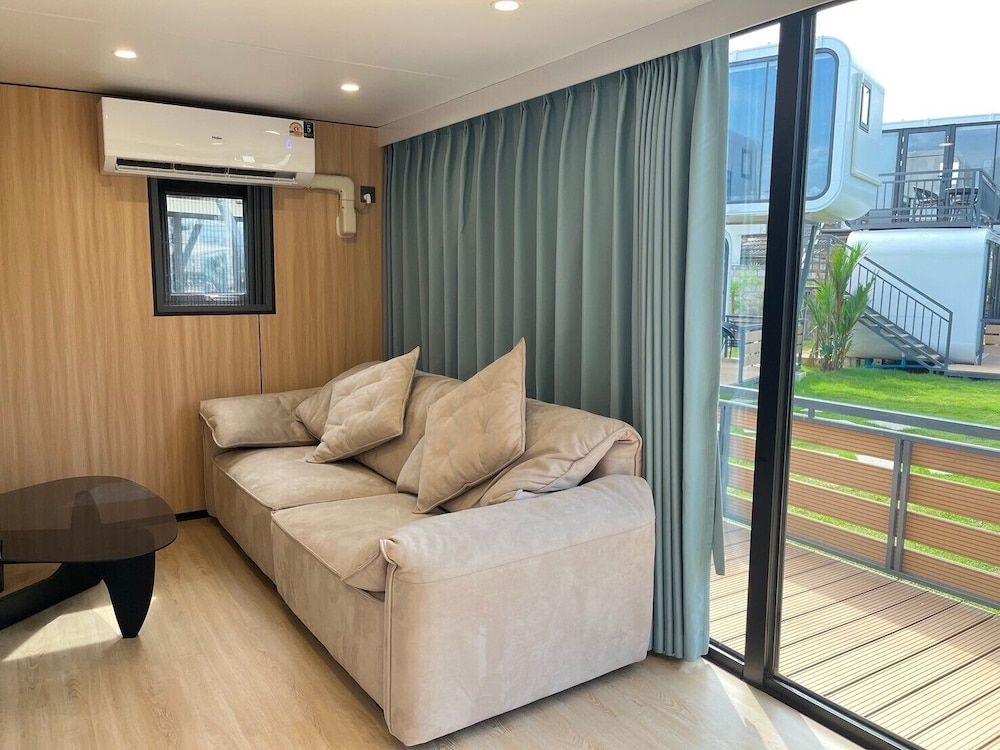 Space House Hotel Phuket Superior Studio 18