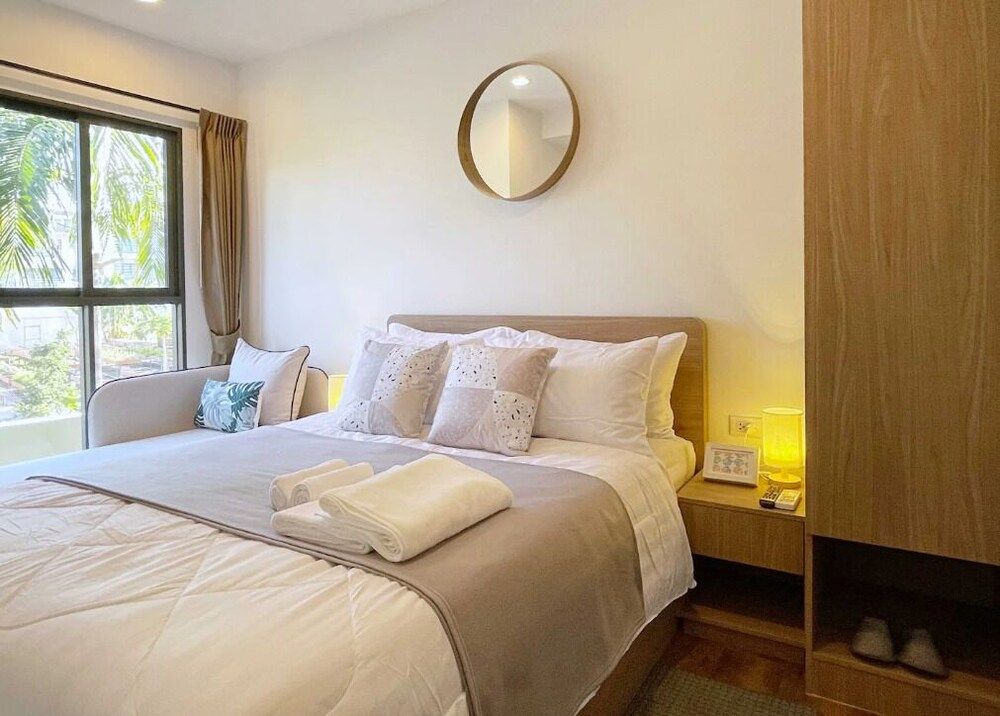 Family Condo, City View