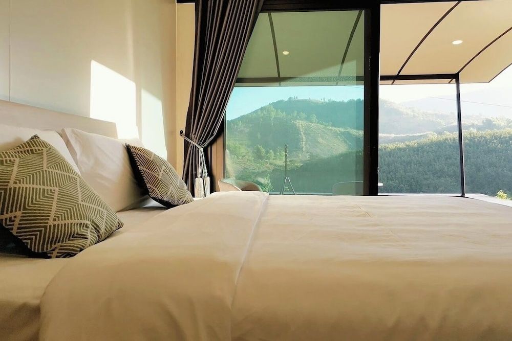 Kirirat Resort House, Hill View 2