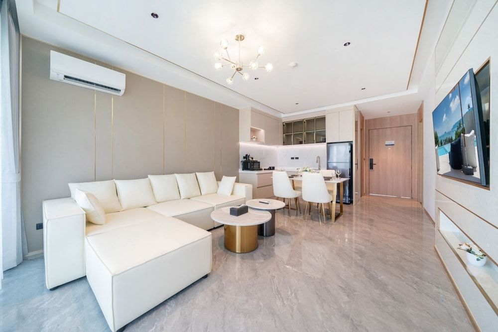 Chalong Marina Bay View Phuket Premium Suite, 2 Bedrooms, Balcony, Garden View 13