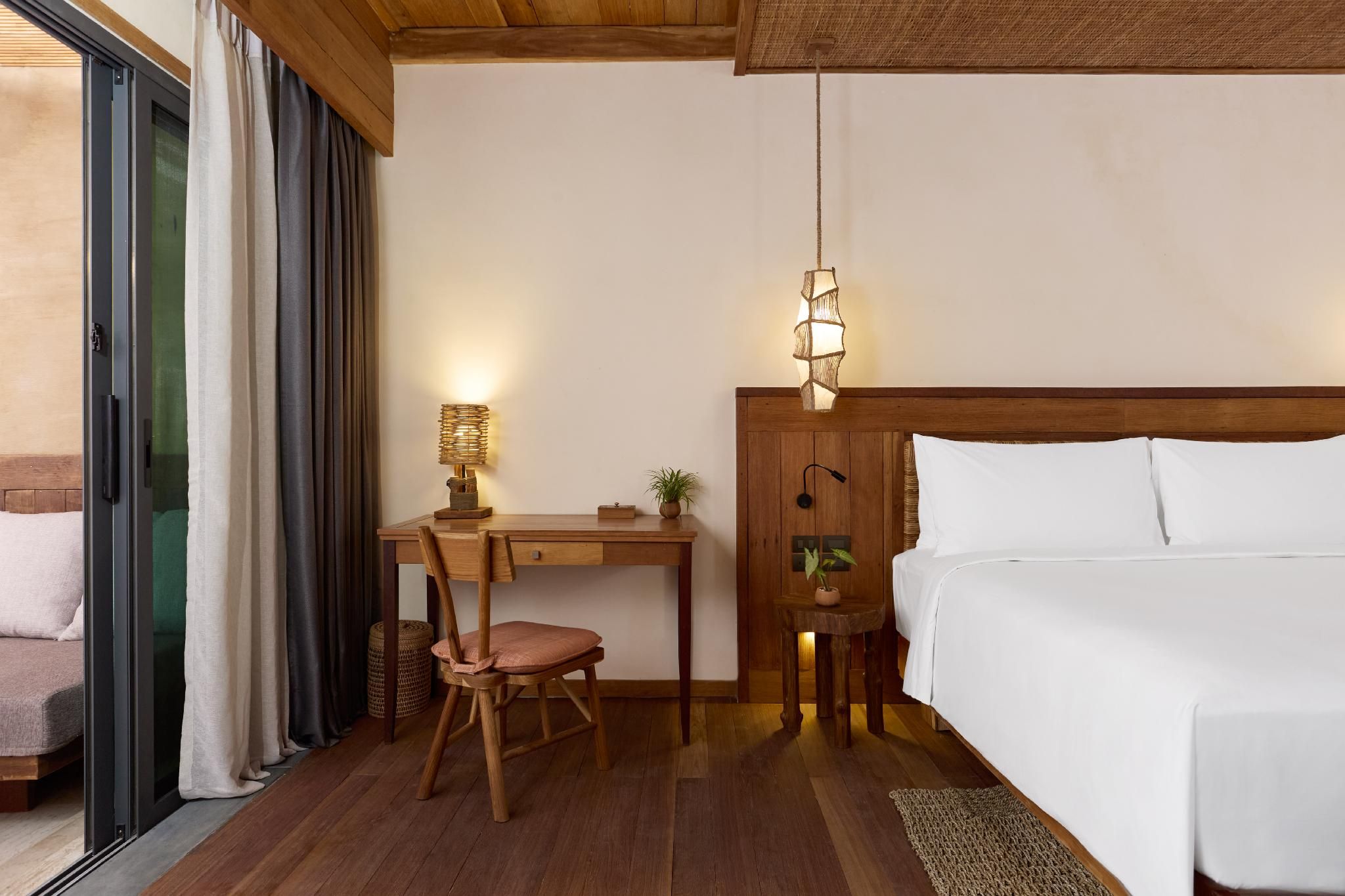 1 King Premium Sea View