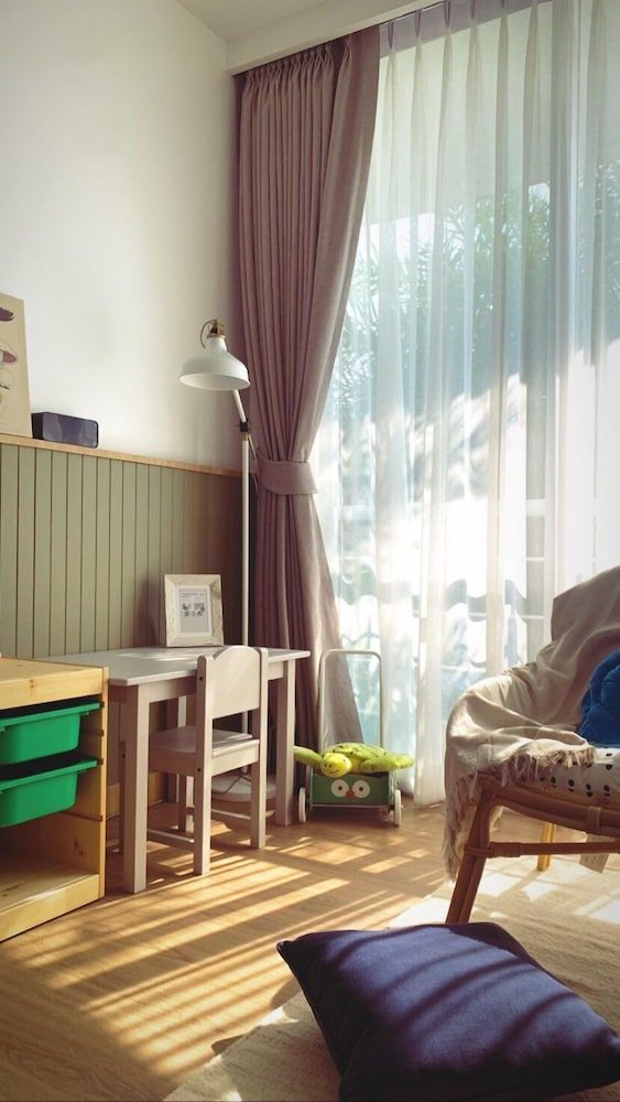 Ocean Beachfront Smart Unit Luxury Apartment, 3 Bedrooms, Sea View, Beachside 6