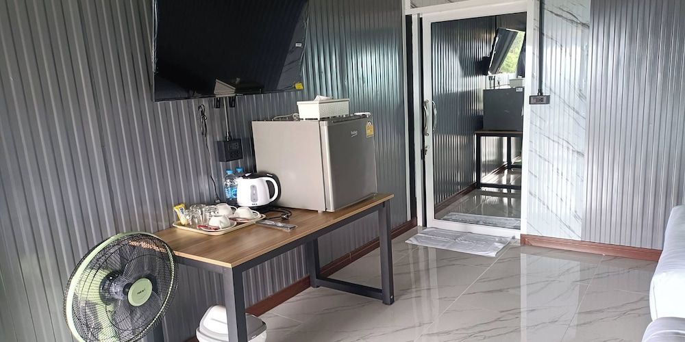 Ice Hill Standard Twin Room 5