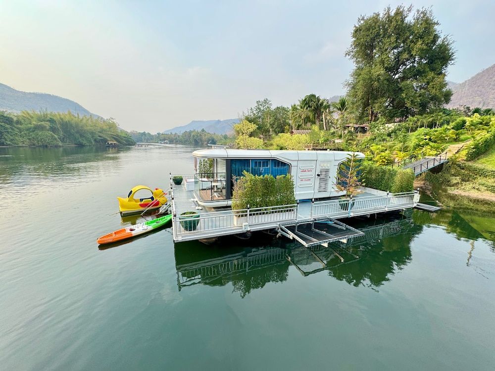 Paenaifun Resort Family Room, River View 7