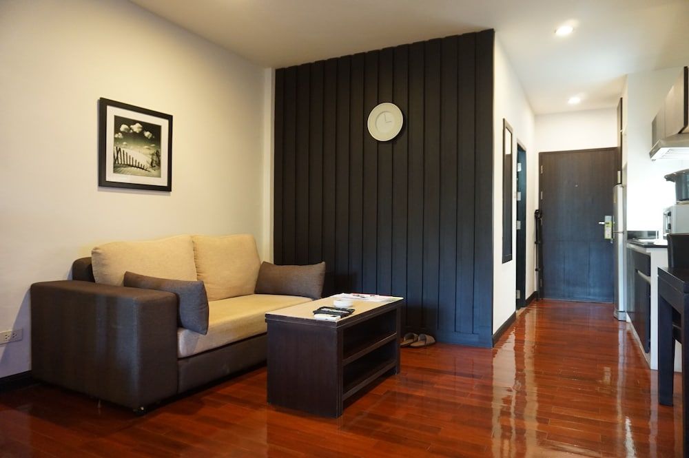 Eastpana Executive Residence 304 Prachinburi Deluxe Room 5